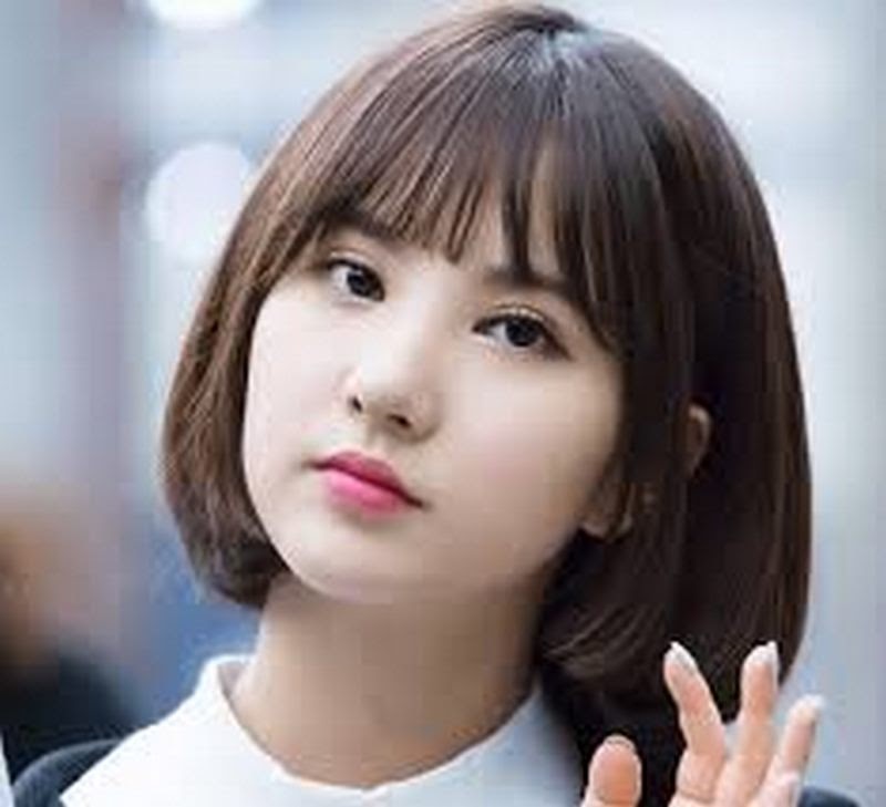 Kiểu tóc mái thưa cho nàng mặt tròn